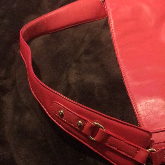 Red Hobo Shoulder Bag - Picture 3 of 8